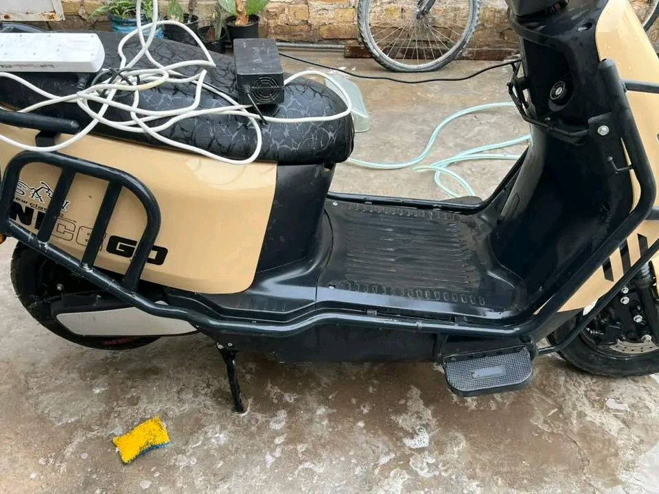 للبيع دراجه شحن 6 بطاريات دبل مكاني بغداد الاعضمية ***********
