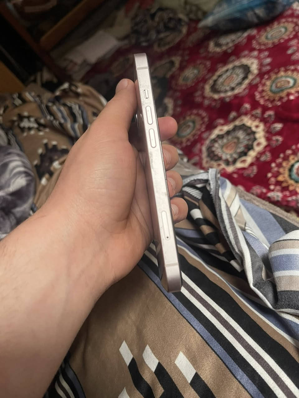 13عادي
مامفتوح مامبدل بي أي قطعه نضيف 
بطاريه 95 قطاره بل شحن
ذاكره 128
سعره 385 وبي مجال
خاص أو اتصل ***********
