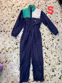 بدلات ثلج او سكي باله🟥 رجالي و نسائي ينلبس  القياسات مكتوب عليهن  الحج...