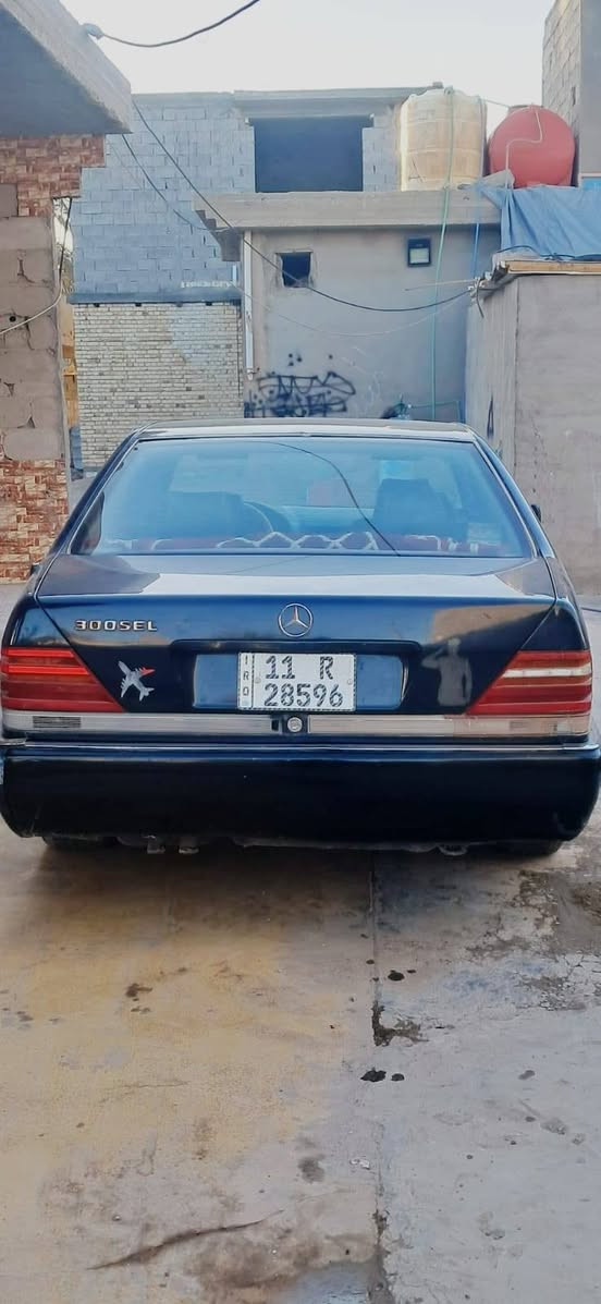 السلام عليكم مارسيدس شبح موديل 93 مكينه تابوت جديده كير اكسن جديد السياره مابيها صبغ فقط مكانات تكحيل رقم بغداد بأسمي السعر 50وربيها مجال الاستفسار ***********
