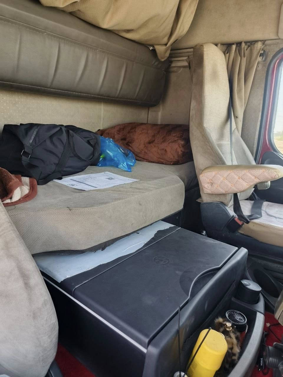 السلام عليكم رينو 2006 مشترك كير ومكينه فالفو مربوطه فلات خمس محاور عبد الله جوهر 2026 تخم تاير راس وعربانه تحب بس راس تحب كامل فصخ وربط مكاني بغداد   *********** /// ***********
