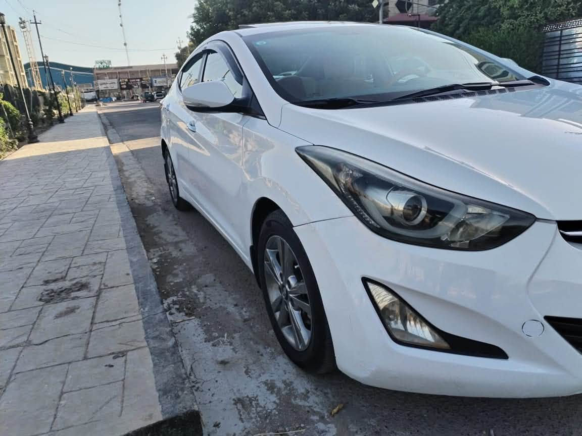 سلام عليكم عندي النترا 2016 خليجيه محرك 1800
كير مكينه تمام 
تبريد بارد ثلج 
بيه صبغ شويه بل جمالغ الخلفي 
داخل صاج
ويل كب 
فتحه 
تحكم استيرن تبريد قطعتين
عارضه 118 وبيه مجال 
مكاني حي العلام
***********
