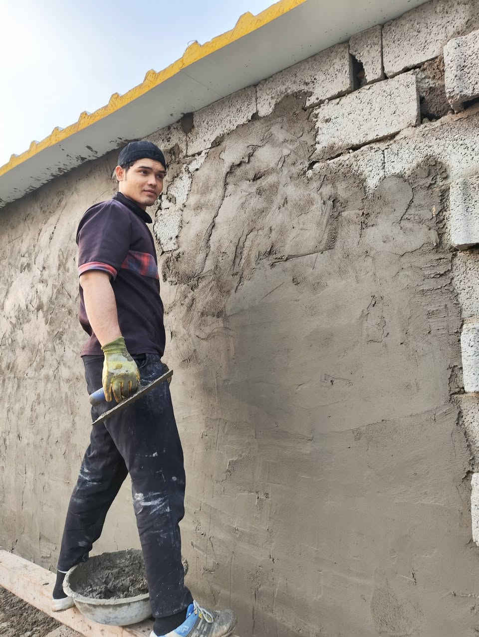 سلام عليكم شباب خلفه لبخ سمنت متفرّغ حالين هاذه رقمي ***********
