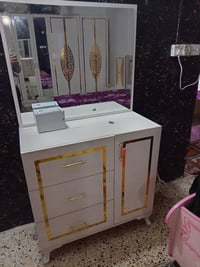 غرفه تركيه • نضيفه • مع دوشك