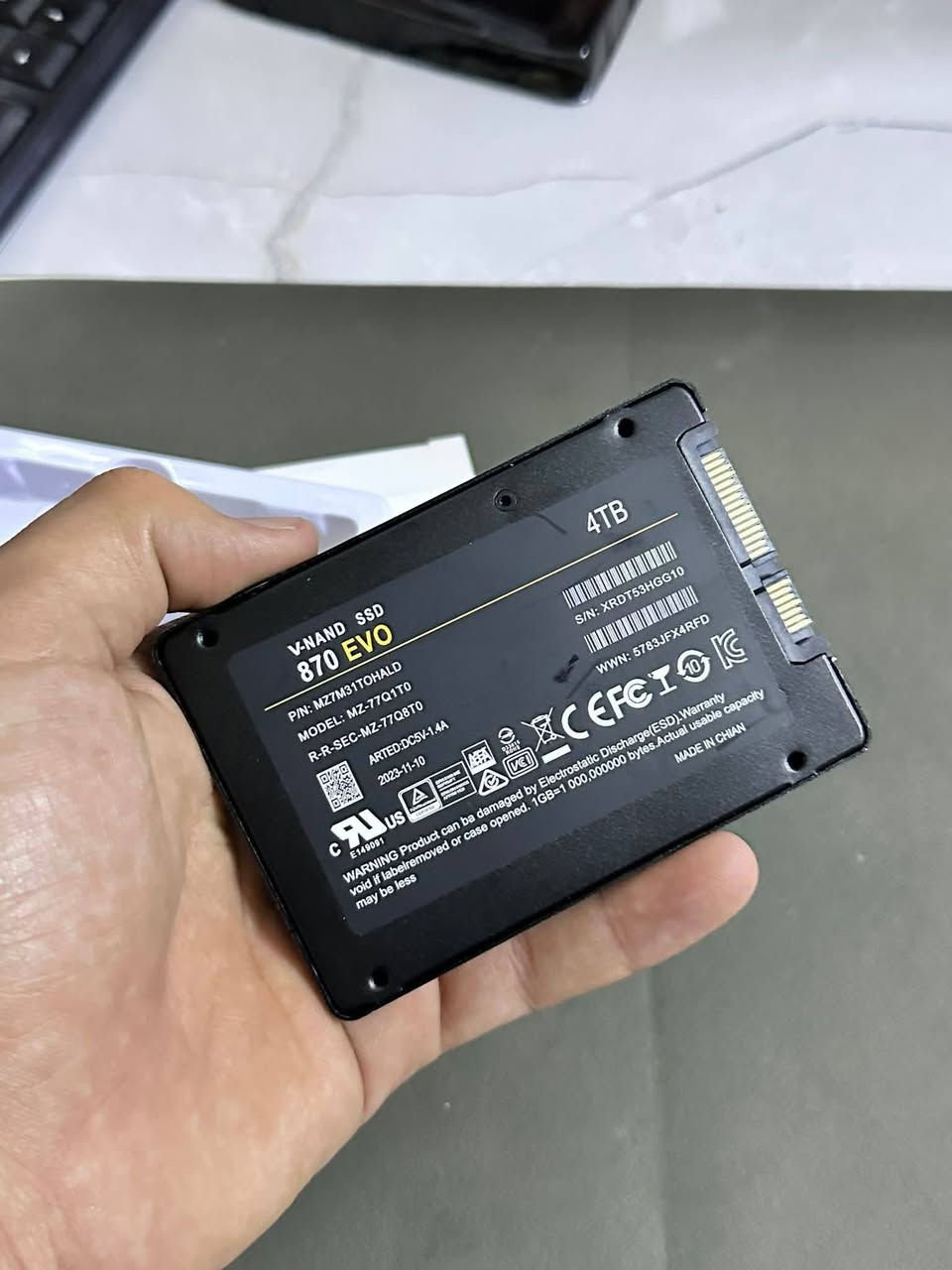 هارد SSD منفذ ساتة من شركة سامسونك سعة 4تيرا USB 3.0 الفيديو واضح للفحص وايضا شرط الفحص امام المندوب يرهم للpc و ps4 السعر خاص


**إذا كنت صاحب هذا الإعلان وتريد حذفه لأي سبب، رجاءا أرسل رسالة إلى الدعم الفني**