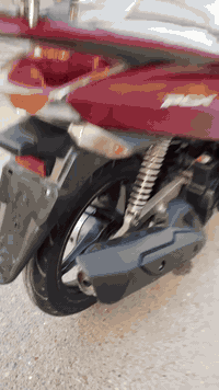 سلام عليك PCXللبيع مكينه 150شلعه ومعدل اي نقص مابيهه ياباني حساس ازدحام سعر 12 ونص بيهه مجال حك الجيه عنوان بغداد رقم ***********
