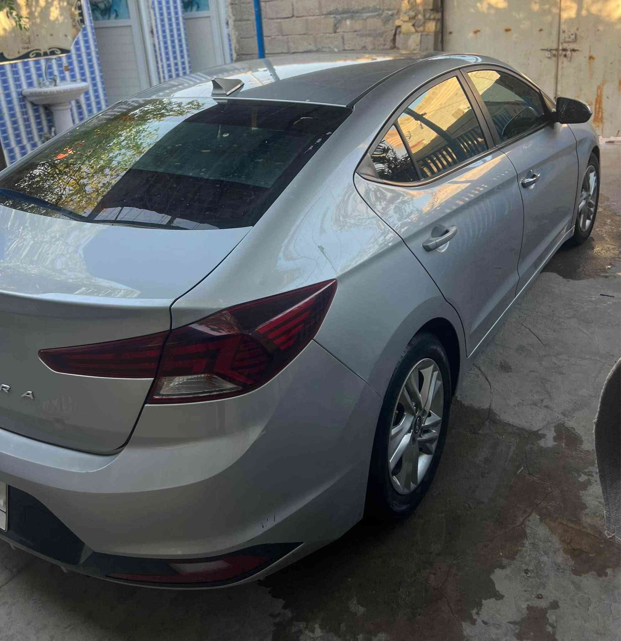 النترا موديل 2020 وارد امريكي معوقين بشهر ل11 صير حره رقم بغداد فول مواصفات محرك 2000دوش بصمه فتحه شاشه كامره حساسات امامي وخلفي حادثه بأمريكه بنيد وجاملق نفسهن مرجعينهن وهنا حادق بلبنيد مثل ما موضع بلصوره وبيه بارد بلجاملق لوره السعر 105 بيع او مراوس مكاني بصره 
رقم الهاتف *********** البصرة, العراق
