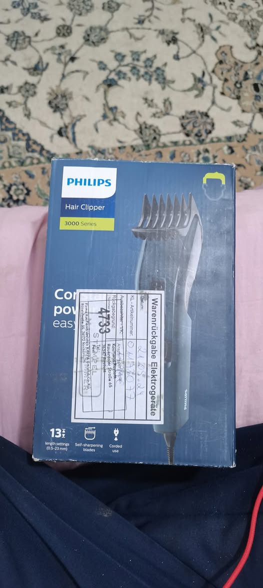 🔥 للبيع فرصة ما تتعوض! 🔥
✂️ ماكينة قص شعر Philips Series 3000 الأصلية

✅ الحالة: جديدة ومجربة تشغيل فقط
✅ الشفرة نظيفة 100%
✅ كامل الملحقات موجودة (شاحن 🔌 + مشط 🪮 + كتيب 📘)
✅ قوية وسهلة الاستخدام – مناسبة للبيت 💈

💰 السعر: 45,000 دينار عراقي فقط
⚡ السعر مناسب جداً مقابل حالتها

📩 اللي جاد يراسلني خاص او واتس ***********

