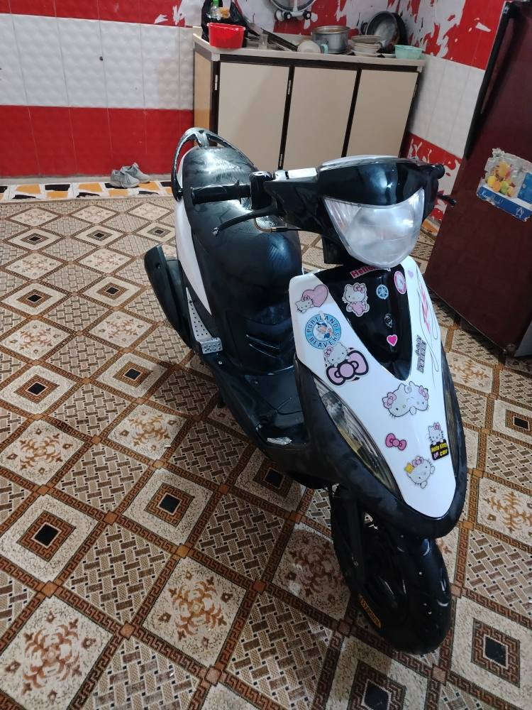 ماكس عدله دراجه كلها بلاد مكينه خرسه برغي مامفتوح بيها مكفوله كهربائيات كلها شغاله اوراق الشراي يتصل *********** عمارة, ميسان
