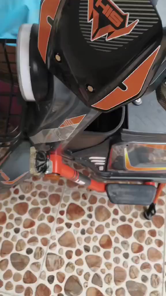 دراجه شحن للبيع نضافه100/100فول موديل2025
شراي يخابر رقم***********
