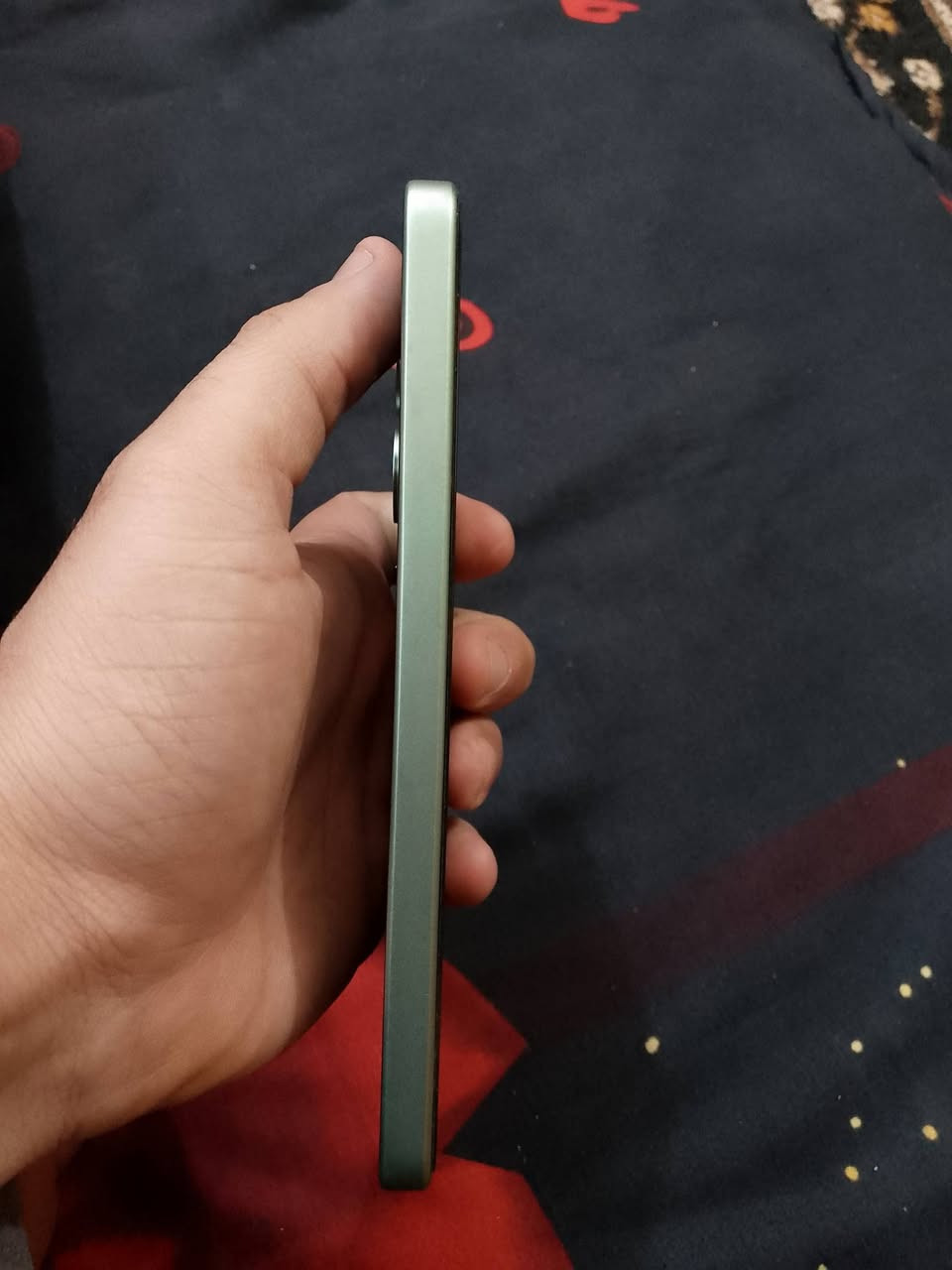 السلام عليكم
جهاز POCO X7 Pro ذاكرة 512 مستخدم اخو الجديد مكفول من كلشي نظافة 100% شخط مابي
صحة البطارية 100% 
دورات الشحن 64 دورة 
بوبجي 120 فريم
بطاريه 6000
شاحنة 90 واط 🚀
باقي المواصفات معروفة وقوة الجهاز معروفة
ذاكره 512
شاحنته الاصلية ويا + كفرات ثنين هدية
***********
السعر 375 الف
مكاني بغداد
