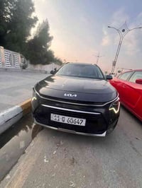 كيا نيرو هايبرد تنسى البانزين موديل 2023 للبيع لون رمادي  السيارة فوول...