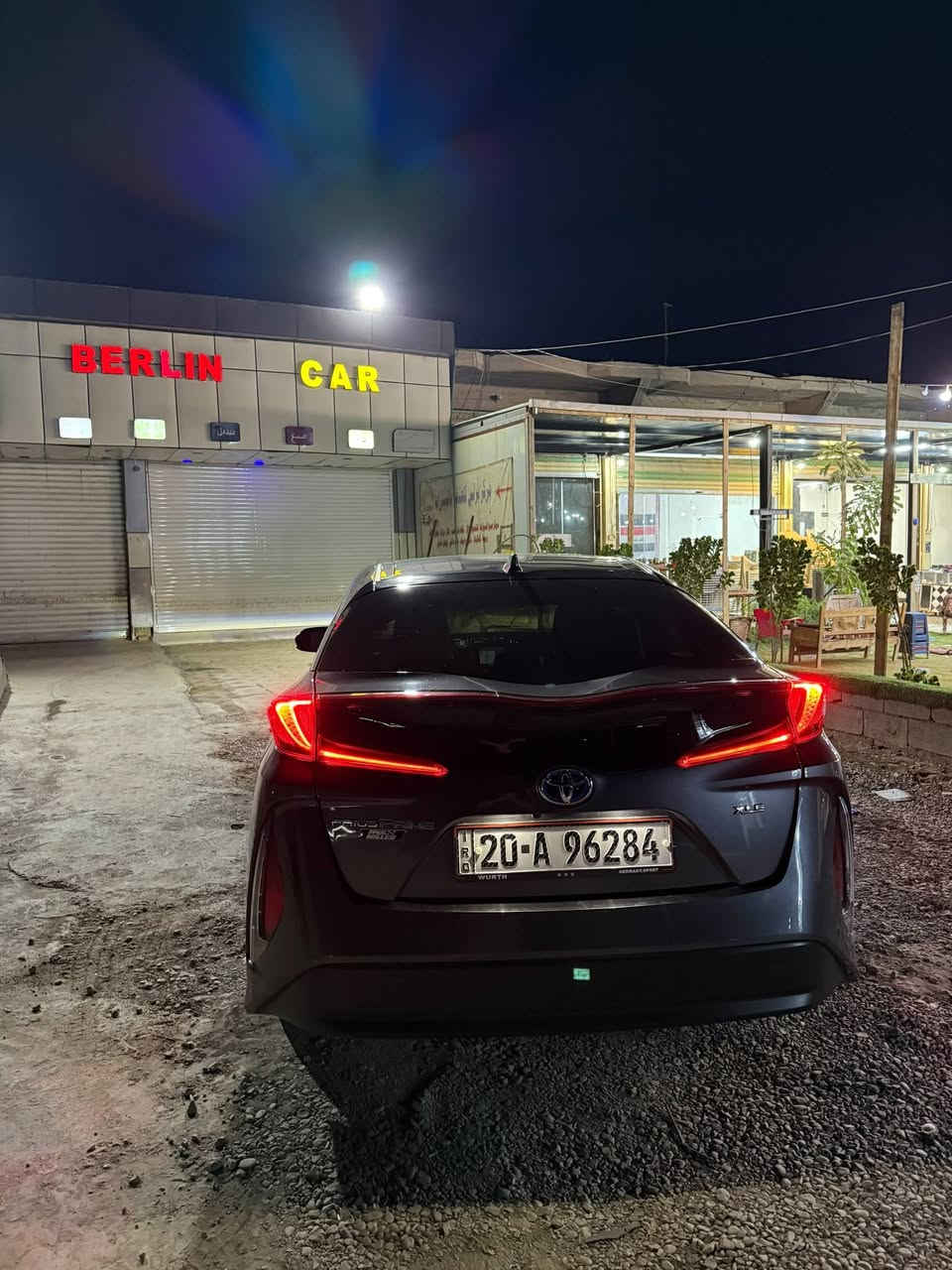 السلام عليكم بريوس برايم 2022 للبيع xle 135$
ماشية ٨٠ كيلو سيارة جديدة رقم ديالى بسمي 
بدون ارباك بنيد بارد بدون دواخل تبريد ثلج 
شاحنة اصلية وياها موصفات فول عدة الفتحة 
***********/***********
