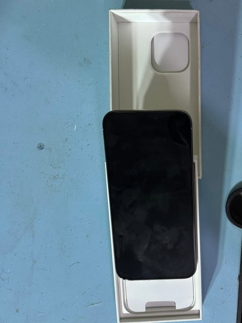 ايفون 📱 15 برو ماكس جهاز نضيف شخط ما بي بطاريه 90 جهاز شرق اوسط ويه كارتون 256 تك سيمكارت نموذاج M مليون و 70 الف وبي مجال بسيط حك جيتك
تواصل على رقم ***********
