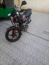 بوكسر للبيع رقم انكليزي تحويل ثاني يوم  موديل 21+ 07704695361