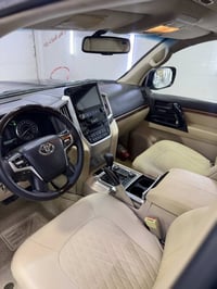 لاندكروز GXR • موديل 2010 • رقم سليمانية