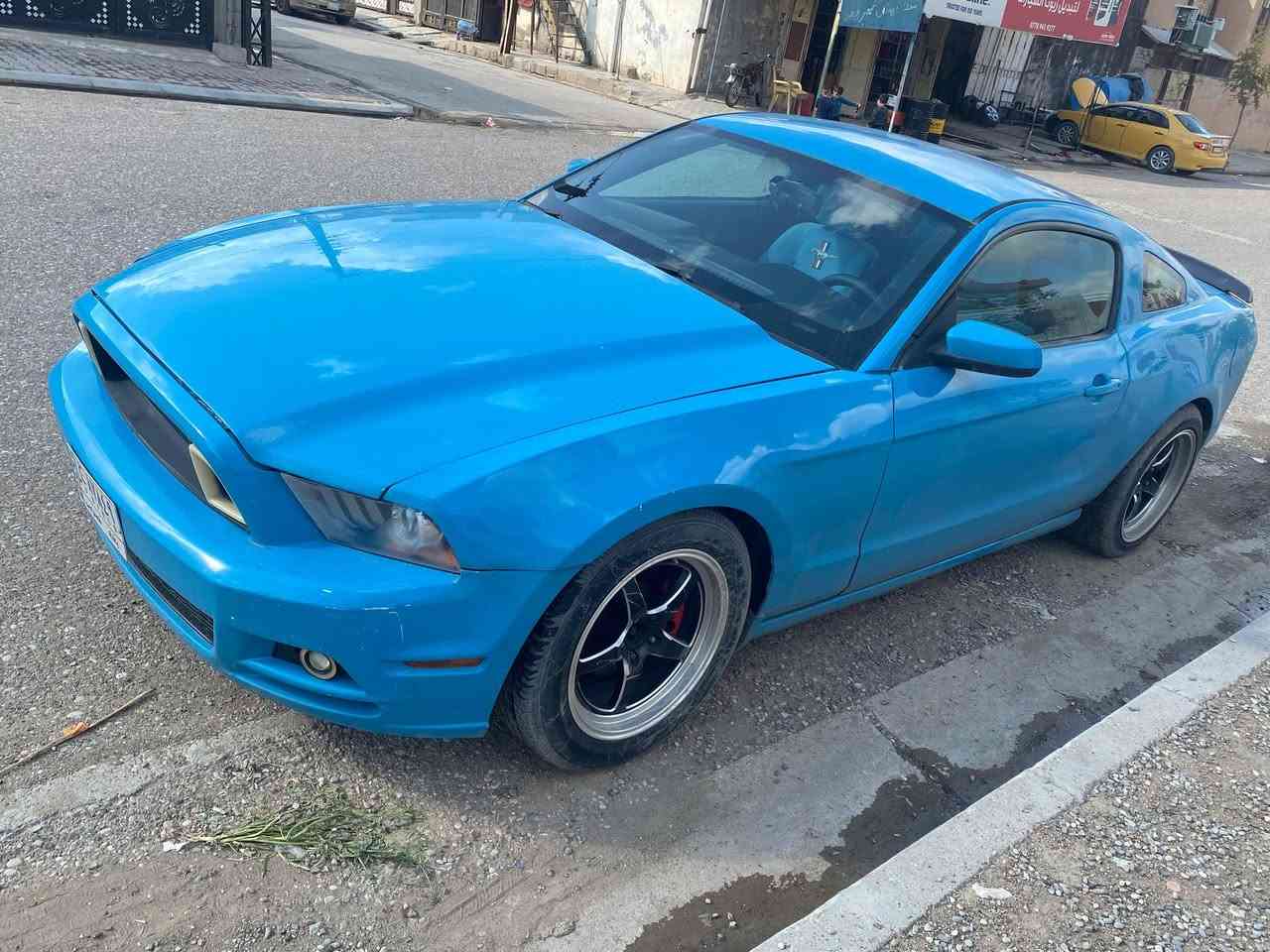 موديل 2014 رقم بغداد بأسمي مشروع وطني
 صبغ عام تغيير لون
شباك RTR ويل ويلد + مواصفات ال2014 المعروفة
حدادية نص عمر
حادثها جامغلين طرف السكن بدون شاصي
ارباك الستيرن طاك فقط
بيها تعديل بارد بالسقف فوك راس السايق + معجون تصفية
السيارة بيها معجون تصفية ركز رحمة لأهلك السيارة لا مكلوبة ولا الشاصي بي شي فقط معجون تصفية
السيارة يحتاجلها ترتيب بسيط للصبغ
كل التفاصيل ذكرتها عجبك اهلا وسهلا ما عجبك هم اهلا وسهلا
السعر 75 وبي مجال بسيط
مكان السيارة كركوك + وياها بطاقة بانزين
التواصل واتساب ***********
