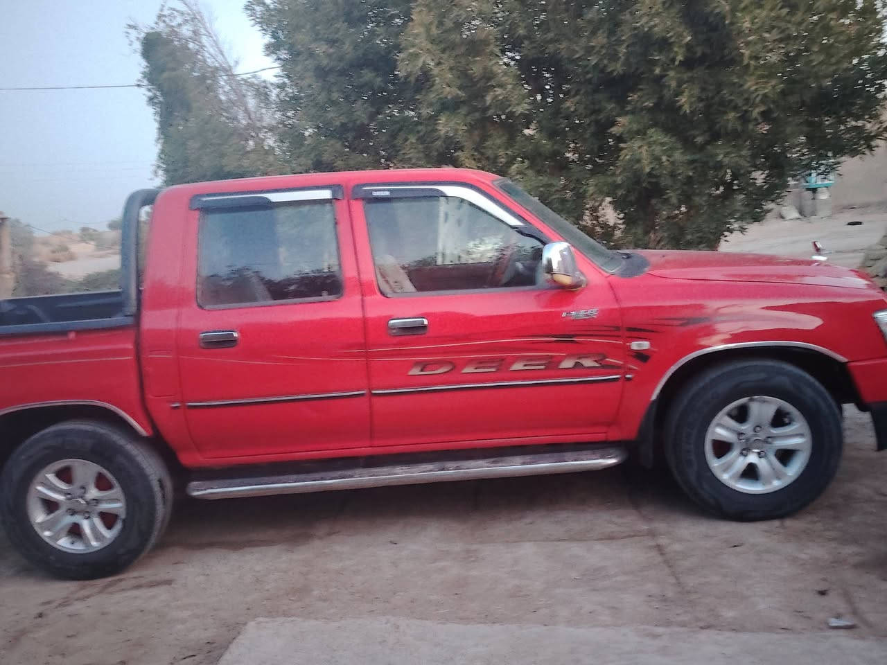 سلام عليكم دير موديل 2011سيارة جديدة ما جناي رقم القدسية حلوة حلة من صور كير محرك كسن حدايدية تخم تاير السعر خاص مكان الدوانية الرقم ***********
