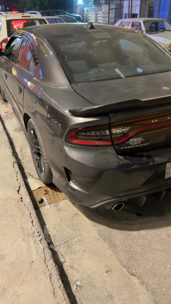 جارجر 2021 كندي
5.7 RT

سياره جديده مابيه نقص برغي 

كامله مكمله

ماشيه 31mi

بيه جاملغ وبنيد

السياره احلى من الصور

مكانه بغداد

السعر 19,300وبيه مجال

***********
