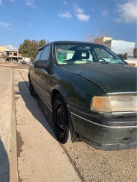 ڤیکترا • ١٩٩٠ • ١.٨ بنزين