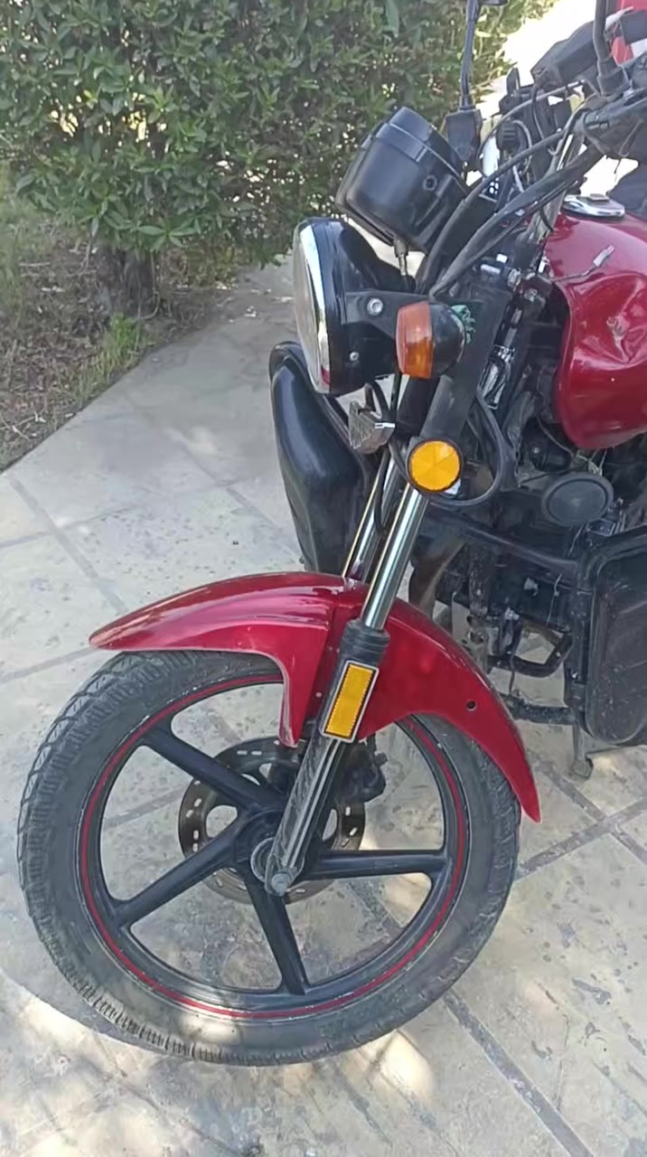 سلام عليكم دايوان نفخ موديل 2022 مكينه مامفتوحه دراجه نضيفه وكدامكم تصوير رايدها مليونين ورقم بغداد بأسمي رقم الهاتف *********** مامتواجد فيس بس واتساب مكاني بغداد بلديات ❤
