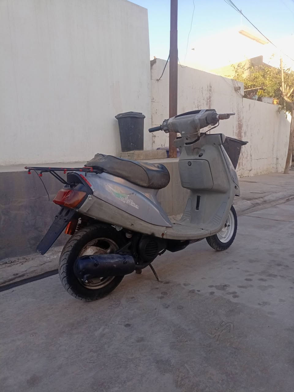 سلام عليكم ماطور ياماها للبيع نضيف كهربايات شقاله كفراته بلادي محرك مامفتوح شلعه ومعدل ✈️ تايرات جديده هندر واحد يشتقل صوته ناعم السعر 175وبي مجال الشراي يخابر ***********
