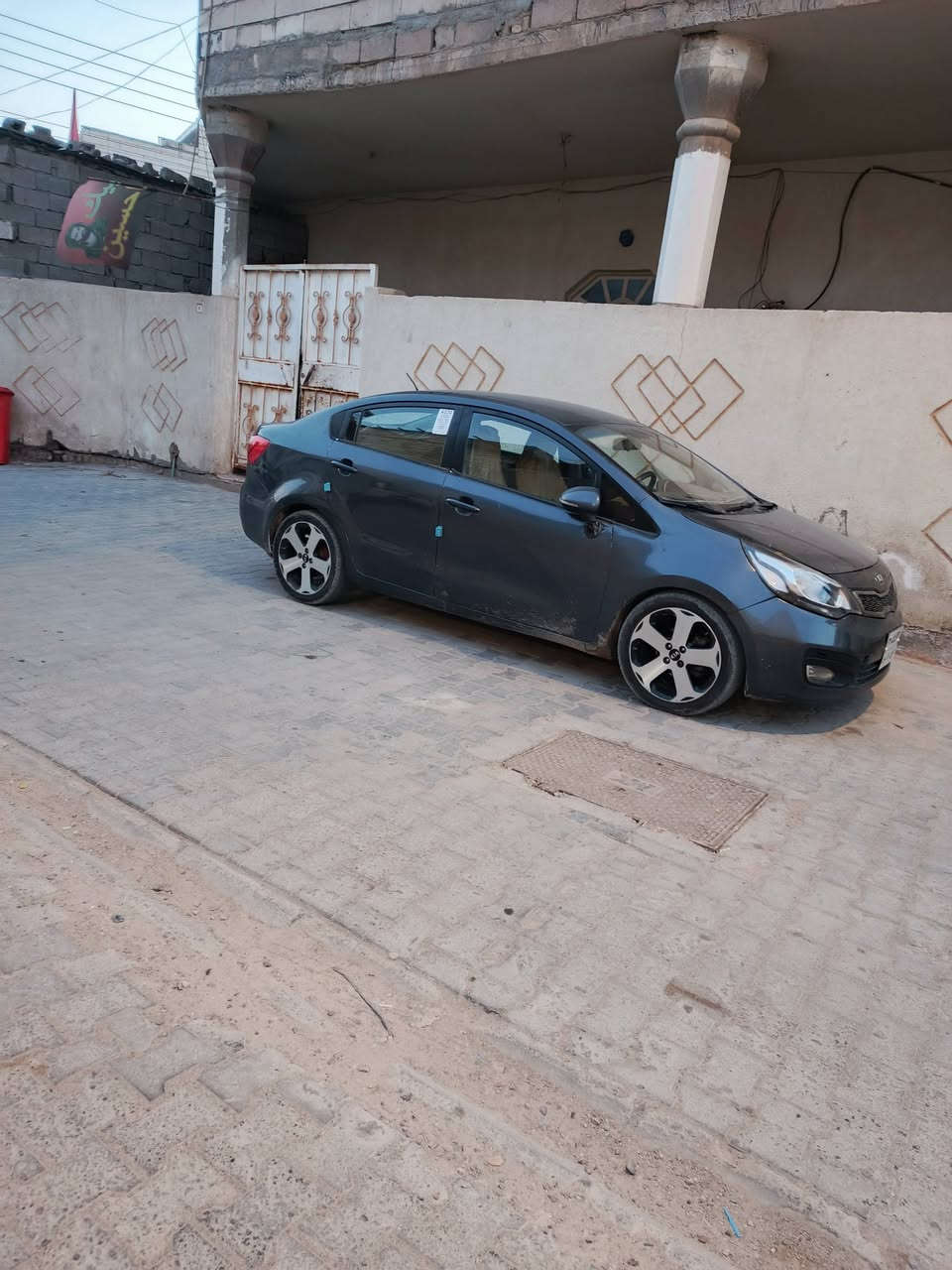 كيا ريو 2015 ادوات حاويه بدون كص
محرك وكير1600 مكفولات  تبريد تدفئه حداده خير من الله 
تايرات جدد رقم وسنويه متومه عراقي اربيل السعر 55 العنوان البصره ***********
