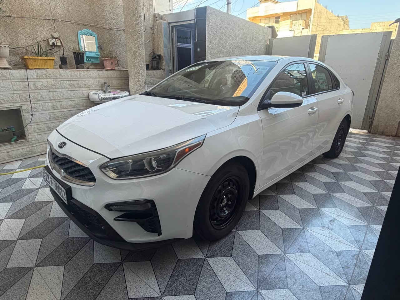 فورتي 2020 أمريكي بدون ايرباك ولا دواخل
كير محور اي تي محرك وكير بشرط 
رقم وسنوية وهزة كلهة جديد بسمي شرط التحويل
داخل مدوشم عام تخم تاير وصدر كلهة جديد 
العنوان ديالى بعقوبة ***********
السعر 130 بيهة مجال بصيط جدأ بعقوبة, ديالى
