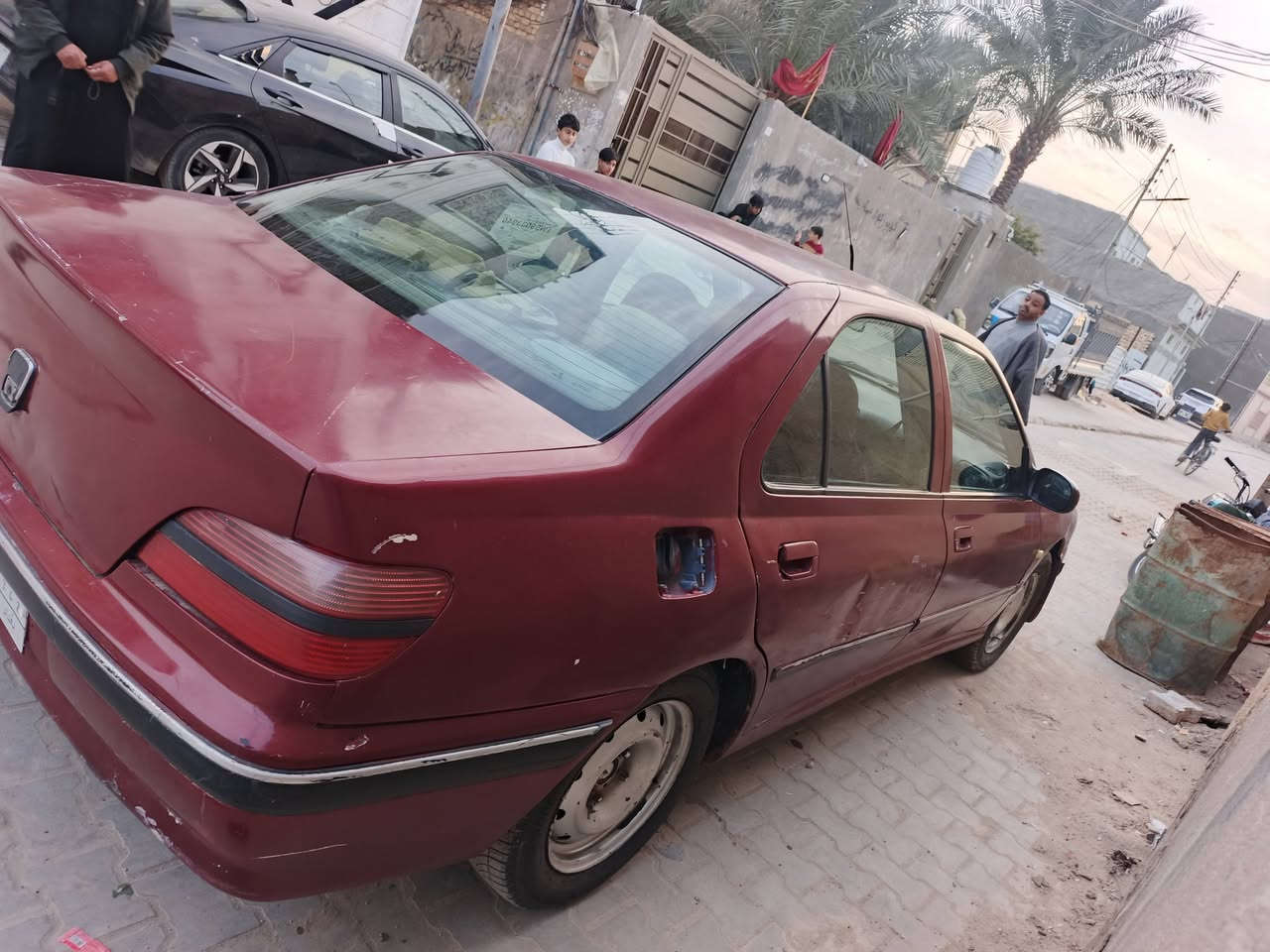 سياره بيجو حلوه شغاله بس بيهه ترتبات السعر 25وتفصيل اتصل ***********المكان السماوه الرميثه
