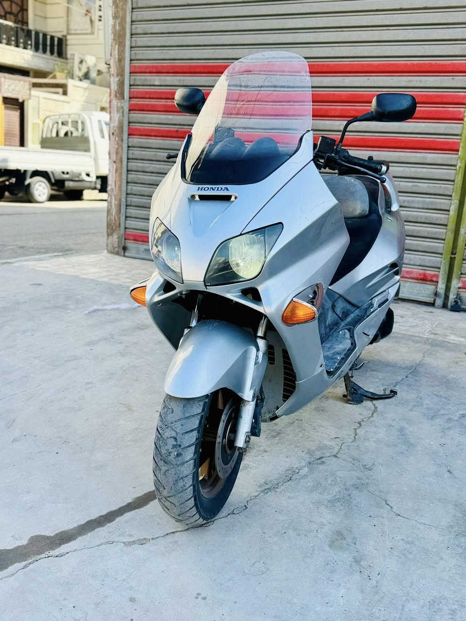 سلام عليكم فؤرزه سؤيج 06 MF لؤن رصاصي  بلادي 👍برغي ممفتؤح بيهه مكينه ناعمه شلعه ؤمعدل فؤل كهربايات كلهه شغاله  ناعمه اؤراق كامله حساس  و حساس و مانع انزلاق زوج امرايات كاعيات نيكل و زوج تايرات جديد حساس دراجه بدؤن اي نقص جاهزه كلهه سعرهه((850 )) دراجه انظف و احلى من لصور مال جنني مكانهه بغداد مدينة الصدر شراييننصل ***********
