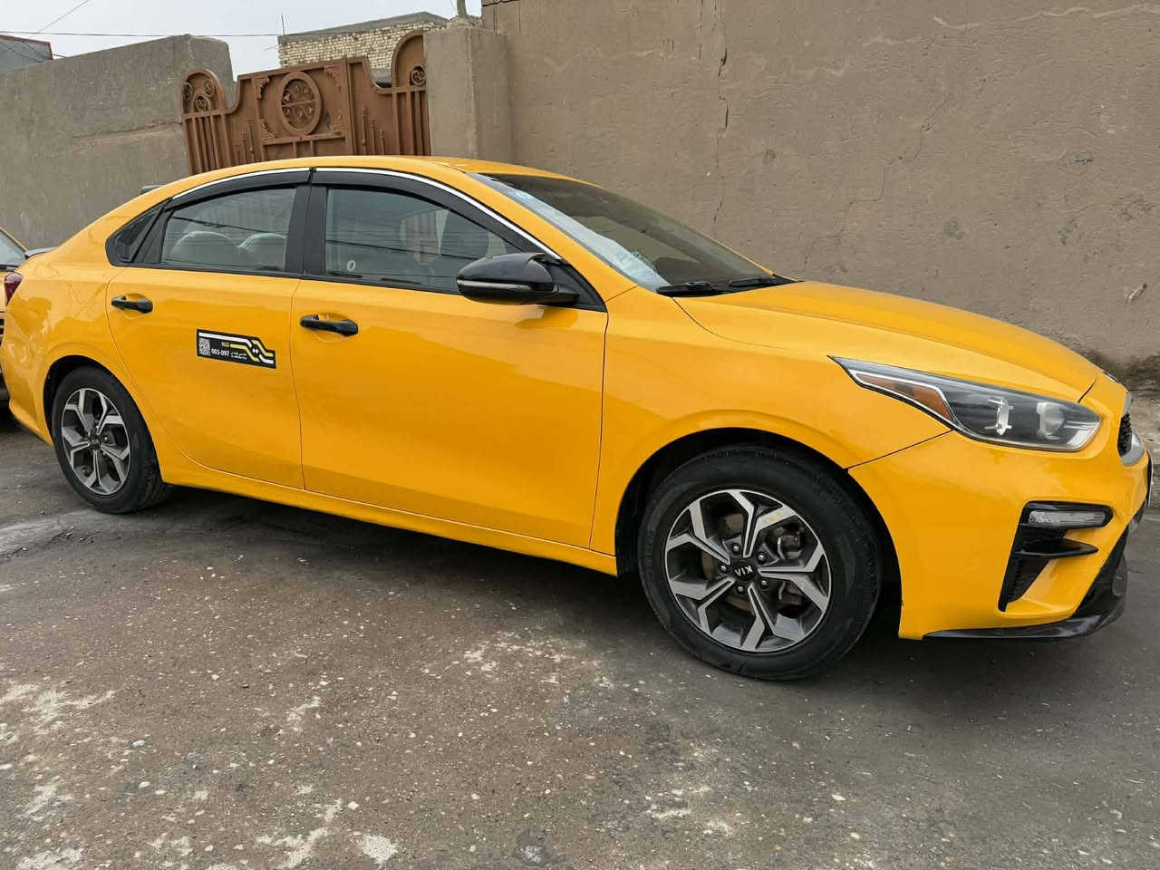 السلام عليكم
فورتي   امريكيً  موديل  2020حادثً  باب  سايق  وخلفي   بدون   ايرباك  سياره جاهزه  تخم  تاير تحديد  مسار  نضام قياده 2  رادار  امامي  رقم  بغداد   دولي   ب اسمي    غير  متواجد   ع  فيس   رقم  *********** ابو  طيبه  سونار موجود بل منشور   سعر  ١٣٨ بيه مجال (مكان سياره  بغداد  المعامل  الحسينيه )
