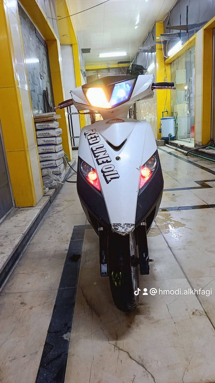 اعيد النشر بسبب الوعود الكاذبة فوكاها يحلفون والله جايك والله الي 😅 السلام عليكم دراجة ماكس ثعلب كابريتر مو نوزل الدراجة نظيفة كلش و ناعمة كلها شغالة مابيها كل نقص كهربائيات تخبل مكينة خير من الله بيع أو مراوس حسب القناعة مكاني بغداد المشتل شارع المطبك *********** السعر 500 وبيها مجال حك الجيه ملاحظة فقط بيها صوت فيلس مكفولة كفالة عامة
