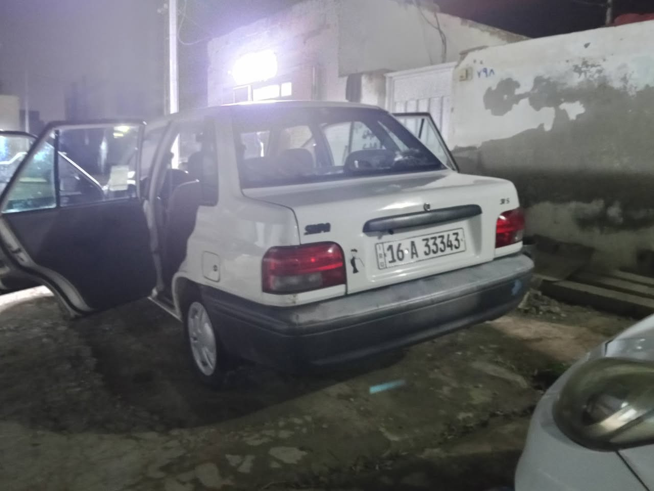 السلام عليكم ورحمة الله وبركاته
سايبا ابيض موديل 2014
رقم انكليزي قادسية سنوية جديدة باسمي مكفولة بيها بارد شبر كلج ذكي للاستفسار الاتصال على الرقم ***********
