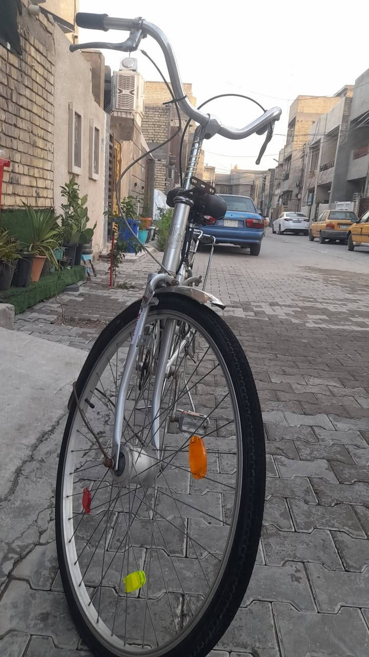 باسك لابيع نضيف حجمه ٢٧.اتصلو على هذ *********** استفسرو من هاذ الرقم عنوان اسريدات شارع عشرين مقابيل اسواق الريان السعر اب ٧٥ او بي مجال
