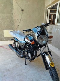 هيرو نضيف للبيع 07829598123