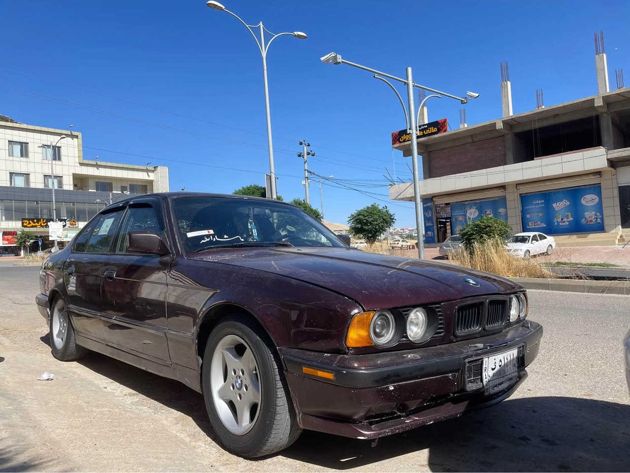 سەرەتا بە ناوی خوا ئەم bmw 525 هەیە بۆ فرۆشتن یان گۆڕینەوە بە شتێک بە دڵم بێت 
گێر عادی / ماشاءالله لە قوەتی خۆی بێزارە زۆر بەقوەتە ٤ جام کارەبا سلاید بەس جەکەکانی مەزبووت نیە کامل ئەشیای تەبریدی پێوەیە بەس پولی کۆمپلێسەرەکەی نەقسە گێڕو و مەکینەی بە شەرت بەرگە درگا و داشبوڵی ماشاءالله ئەوێت زۆر پاکە 
ئەوەلیات / سەنەوی جنوبی لەگەڵایە واتە موشکیلەی نییە بۆ مەفرەزەو دەرەوەی شار   
بۆ زانیاری زیاتر پەیوەندی بکەن لە خزمەتانام بەس توخوا ئەگەر موشتەری نیت با سەری یەک نەیەشێنین هەموو شتەکانم نوسیوە سەیارەکە ماڵی خۆمە هی مەعرزە و دەسی ئەموو ئەو نییە  ***********
admin ❤️ السليمانية, العراق
