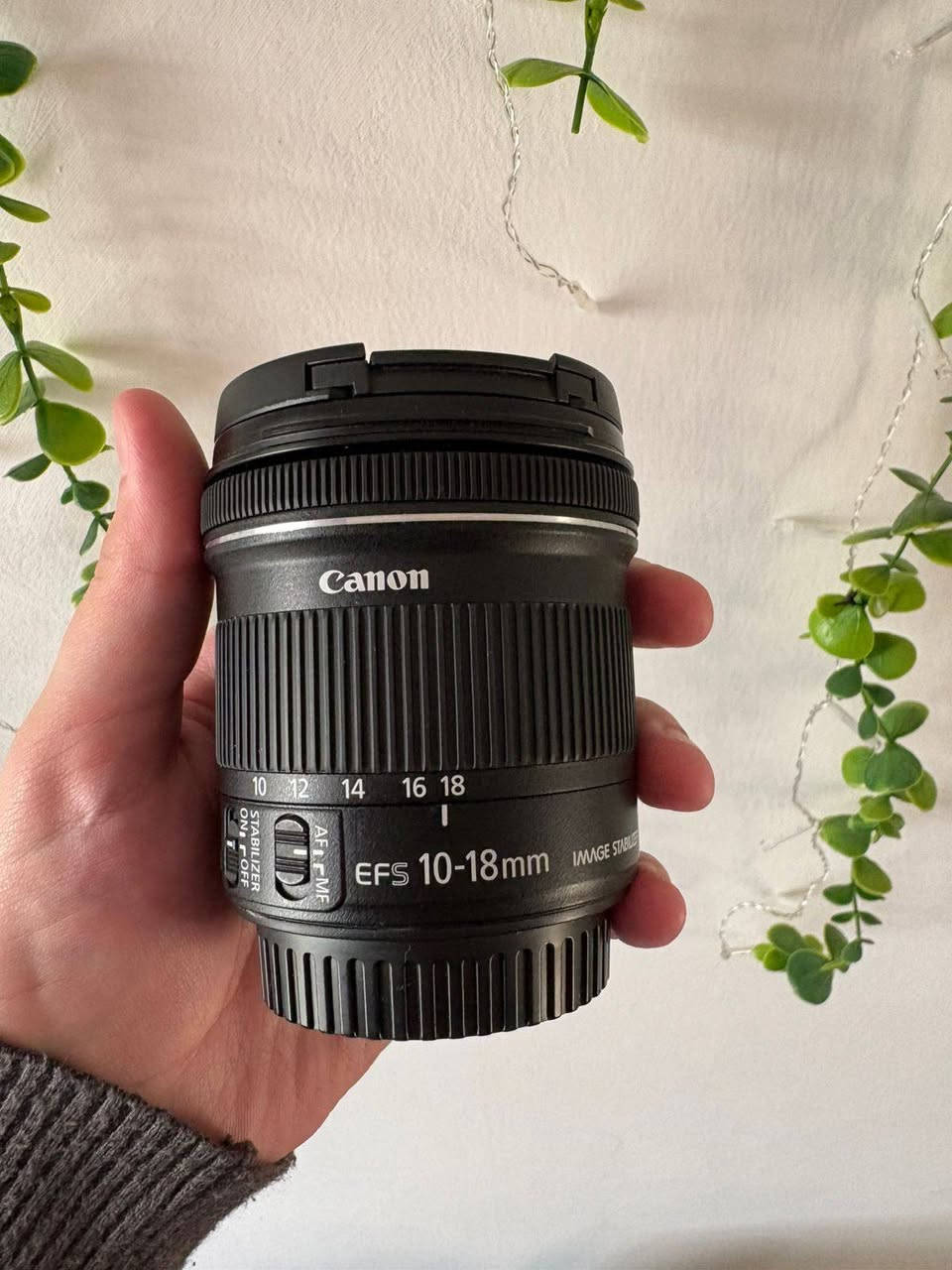 Canon 850D
مع 3 عدسات 
50mm
10-18mm
18-135mm
شاحنة مع 3 بطاريات
حقيبة
ادوات تنظيف
بطاقتين 64،32 كيكا بايت

سعر مليون 150 

الاستفسار ***********
