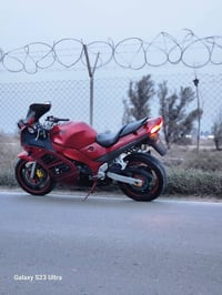 دراجة Suzuki RF 400 VC للبيع مكينه VC قبق احمر دراجة نشاطها يشك الكاع ...