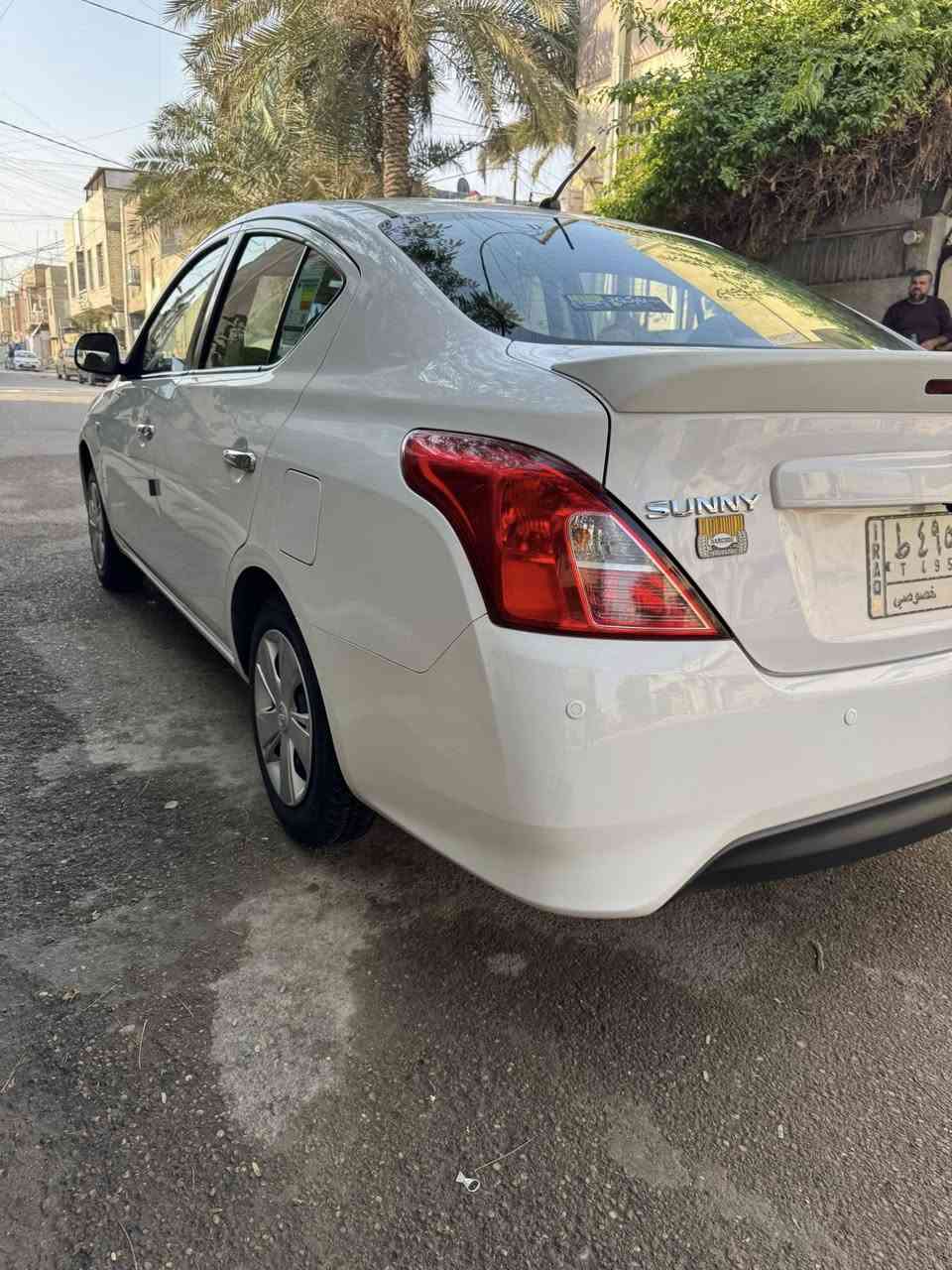 سلام عليكم عندي سني موديل 20 ماشيه ٤٠ مكفوله كفاله عامه من ضربه صبغ بارد رقم بغداد مكاني بغداد رقم تلفون ***********
