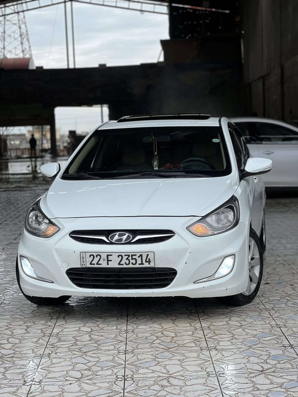 للبيع هونداي اكسنت موديل2011 فول مواصفات
السيارة كلين لاتبديل ولاصبغ بيها مكانات بارد صغيره 
محركها شرط لا صرف ولا نفخ  محرك ١٦ والكير شرط 
 فتحة سقف 
تحكمات سترين جهتين 
اي بي اس 
نظام ايكو 
السيارة مال بيت جديدة 
السعر١١٥ وبيها مجال 

 للاتصال***********
