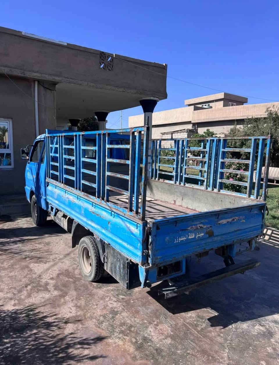 كيا حمل 1994كير محرك شاصي نضيف مكان كركوك سعر 34وبيها مجال ***********
