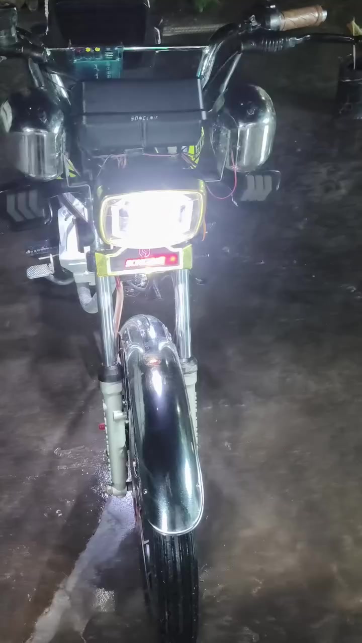 السلام عليكم. دارجه سيفان مديل 25 كفاله عام اورق اصولي بسمي دارجه بعده زيرو محرك 200 الله شاهد تاخذ ماطب بيها مصلح ابدد السعر خاص استفسار على الرقم ***********
