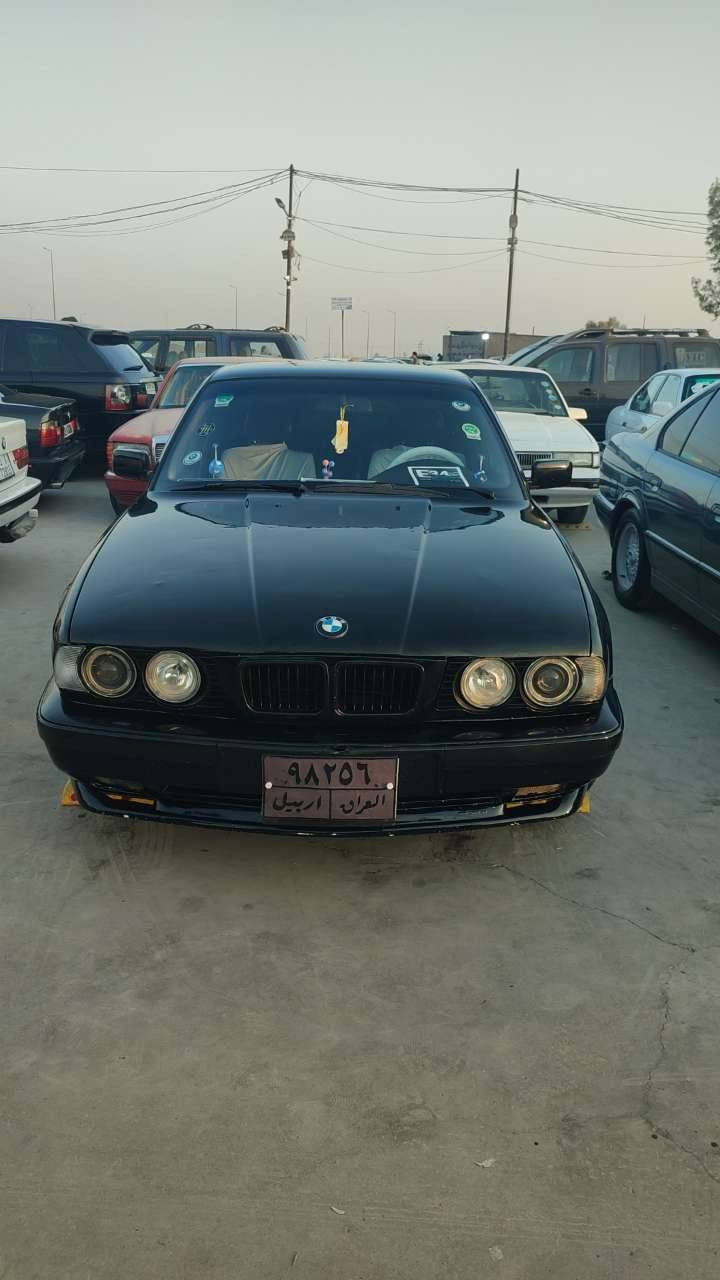 Bmw
مۆدێل ١٩٩١ 
ڕەقەم هەولێر
هەیکەلی ٥٢٠ هەمووی کراوەتەوە ٥٢٥
سلایت نیە
عامە لۆ جوانی
یەک جەمپی پشتی هەیە بەس ناوی نەگرتیە خەفیفە
١١وەرەقە غرامە لەپاش معامەلە دەگێڕیەوە
مەکینە سەقەڕە ٥٢٨
٤ جام کارەبایی 
لایتی پێشەوەی ئەڵقەیە
ویل ئێمی مۆدیل نوێ
وەکالەو بەناو کردن بەشەرت 
سیعری٧٠ معامەلەیەکی برایانە
0751 117 02 08 أربيل, العراق
