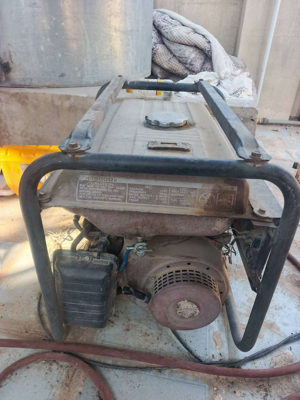 مولد للبيع اي عيب ما بيها شراي اتصل السعر 150وبيها مجال لطيبين ،،وهذا رقمي،،***********

