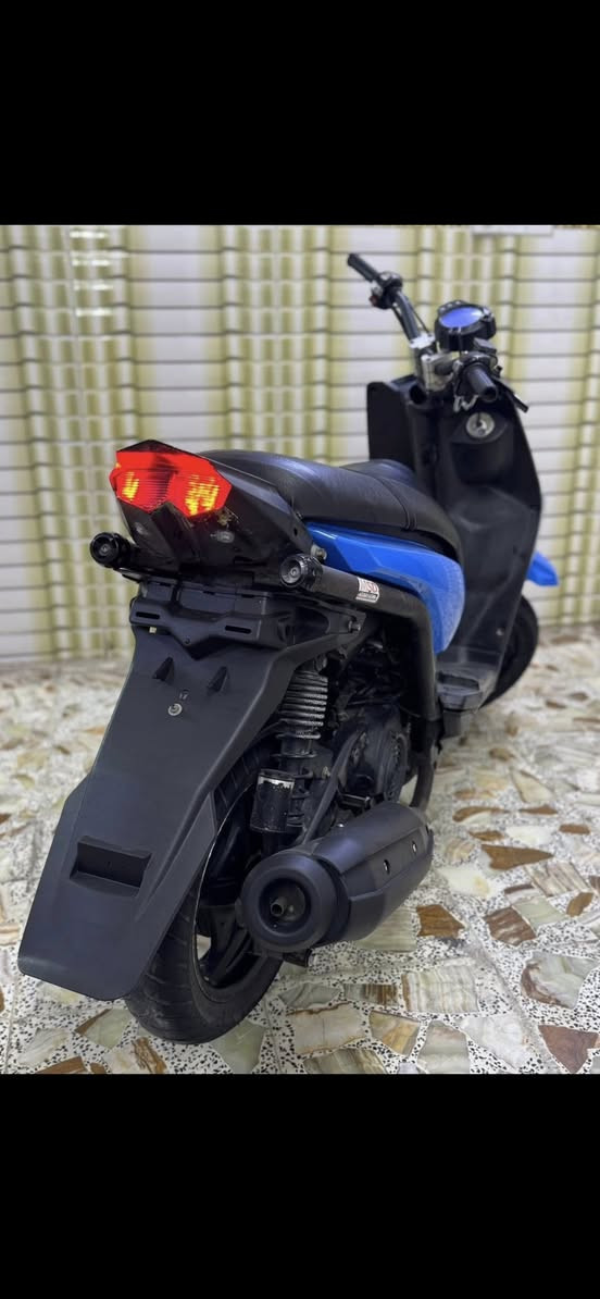 سكنس جبلي نضيفه مكينه ممفتوحه بالاضافه بيها دمام مكاني بغداد السعر 1200 (***********)
