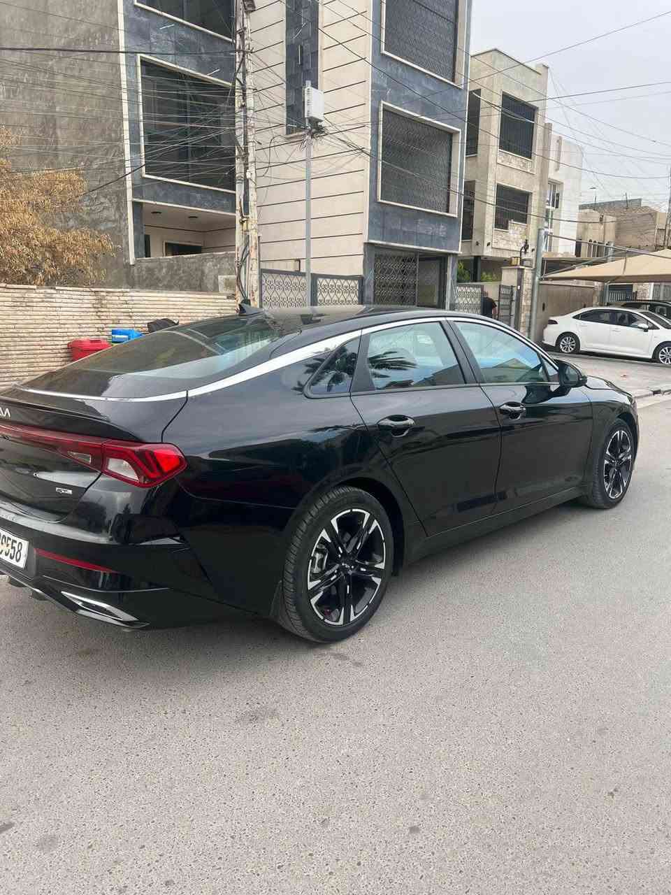 سلام عليكم k5 2024 فول مواصفات عده الفتحه حادثها مال امريكا جاملغ وبنيد شطح خفيف صور حادثها موضحه بالصور السياره ماشيه 70 الف كيلو داخل احمر السعر 168 وبيها مجال بسيط و مراوس حسب القناعه العنوان بغداد للاستفسار *********** بغداد, العراق
