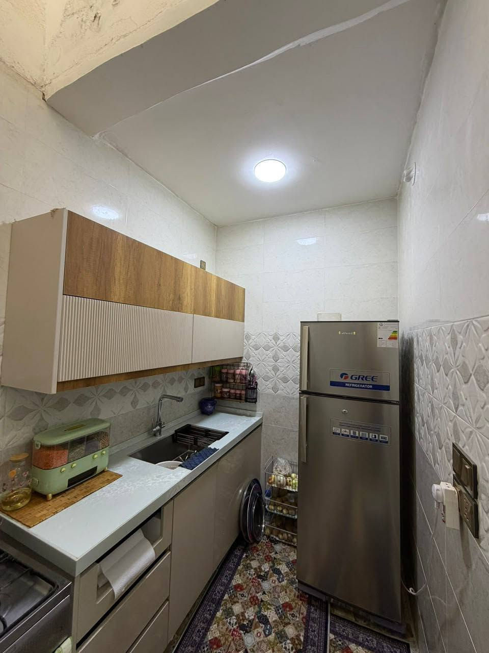 🏡/ دار للبيع المساحة ١٥٠ م طابو صرف
الواجهة ٧.٥ م / النزال ٢٠ م 

🧱/ بناء حديث درجة اولى 

الطابق الاول/ مطبخ حار بارد . هول . استقبال . غرفة نوم . حديقة داخلية . كراج . مجمع صحيات داخلية وخارجية 

الطابق الثاني/ غرفتين نوم . هول . مجمع صحيات 

🌏الموقع / حي الامام مقابل كرار ابو الكص او لحوم حجي حسين الخفاجي

            ( قريب جداً من الشارع الرئيسي )

⭕️ نستقبل جميع العروض السكنية والتجارية والزراعية في جميع مناطق الحلة 

لمعرفة السعر مراسلة الصفحة او مراجعة مكتب 

بشار للعقار والمقاولات شارع ٦٠ بداية شارع الحسينية 

***********

***********
