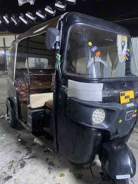 السلام عليكم اخوان تكتك 2017
للبيع تكتك نصبه تخبل وكامله بس يرادله ترتيبات بسيطه وكهربائيات يرادله شغل 

أوراق أوراق 

مكاني محموديه حي العسكري 

سعر 2300وبيه مجال شراي يتصل وبخدمته

***********
***********
