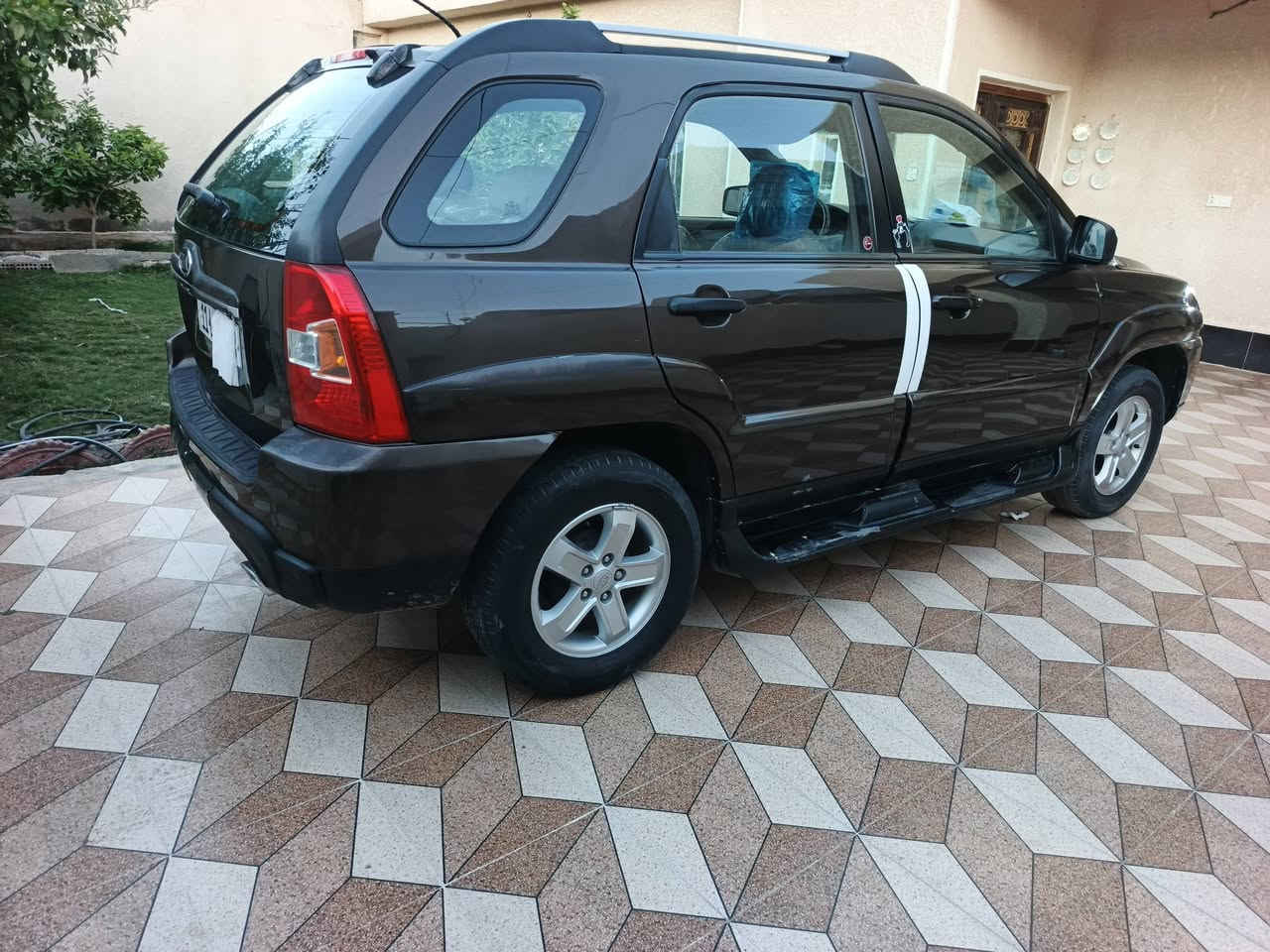 بسم الله الرحمن الرحيم
سبورتج 2009 خليجي للبيع رقم بغداد دولي شرط التحويل مكينه كير صدر امامي خلفي تخم تاير جديد تدفئه تبريد السياره جاهزه متحتاج اي مصرف علما ان السياره بيهاا كم قطعه تبديل بلادي حجم المحرك 2000 دوش معروف باقي المواصفات لدى الجميع 
العنوان قرب بوابة الراشديه
السعر : 102 وبيهاا مجال 
للاستفسار والتواصل: ***********
***********
ملاحظه ( قصط ما ترهم مراوس حسب القناعه)
