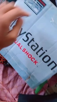 بلي1 نظيف معه كارتونه و جوزتك عدد2 البلي شغال ناقصه بس قراص لينو اني ع...